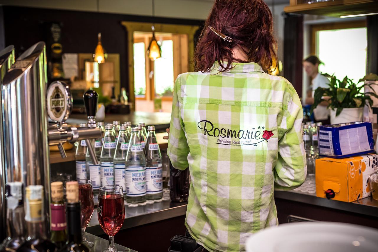 Hotel Restaurant Rosmarie Pfelders Exteriér fotografie